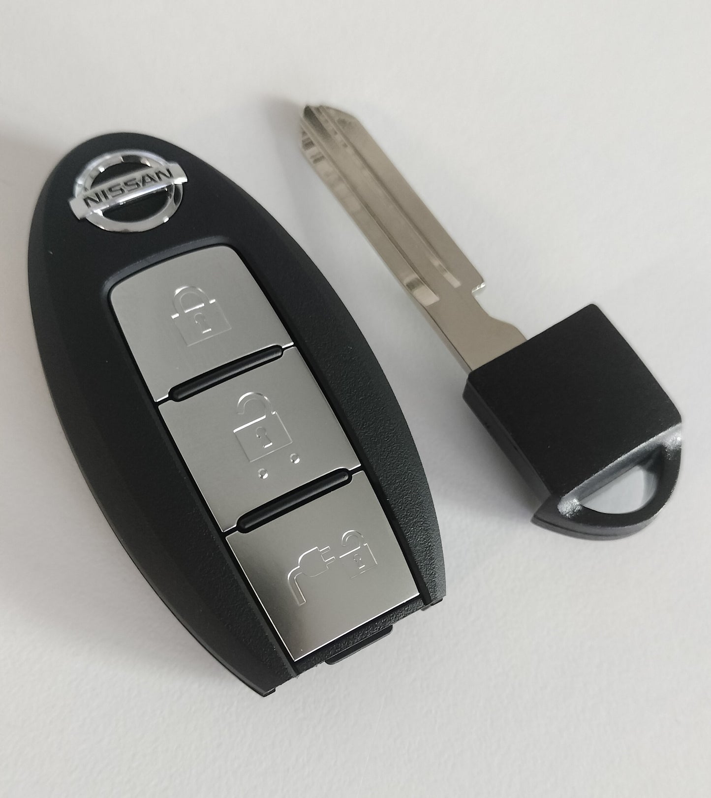 Nissan Leaf (ZE1) Spare Key Fob (not programmed)